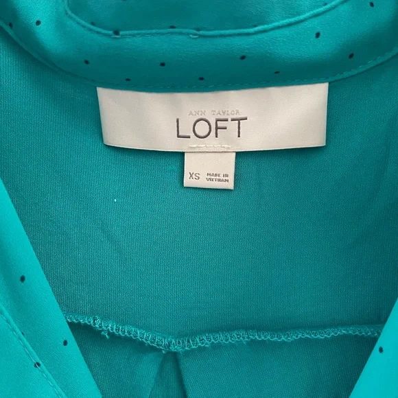 LOFT collared sleeveless teal blouse - Picture 2 of 5
